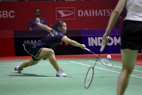 Pebulu tangkis tunggal putri Indonesia Gregoria Marsika Tunjung bertanding melawan tunggal putri Taiwan pada babak 16 besar Indonesia Masters 2025 di Istora Senayan, Jakarta, Kamis (23/1/2025). Foto: Jamal Ramadhan/kumparan