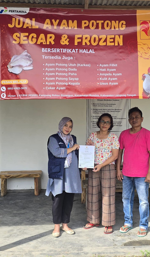 RPU Lintang Chicken di Lampung Tengah, Provinsi Lampung mendapatkan sertifikasi halal yang difasilitasi Pertamina. Foto: Dok. Pertamina