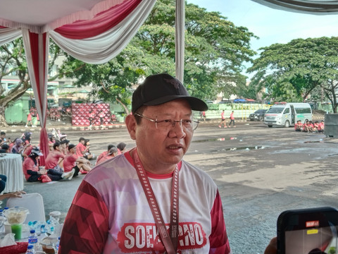 Ketua DPD PDIP Lampung, Sudin dalam acara Soekarno Fun Run 5K memperingati HUT ke-52 PDIP | Foto: Eka Febriani / Lampung Geh
