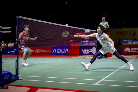 Ganda putra, Fajar Alfian/Muhammad Rian Ardianto tampil pada final Indonesia Masters 2025 di Istora Senayan, Jakarta, Minggu (26/1/2025). Foto: Jamal Ramadhan/kumparan