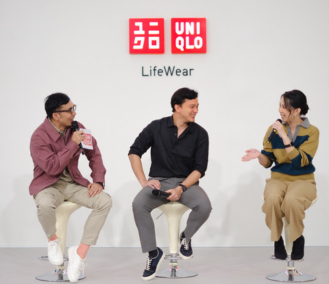 Bincang santai bersama Nicholas Saputra dan Evy Christina Setiawan, Senior Marketing Manager Uniqlo Indonesia. Foto: dok. Uniqlo Indonesia