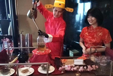 Teh Bunga Mekar Cina, Keindahan dalam Secangkir Minuman Teh