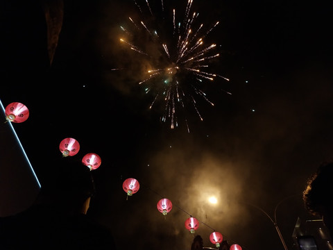 Kemeriahan malam Imlek di Pontianak. Foto: Alycia Tracy Nabila/Hi!Pontianak