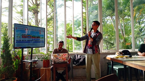 GM PT PGE Lahendong, Albertus Novi Purwono, saat pemaparan rencana pemanfaatan panas bumi di area PGE Lahendong.