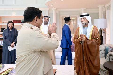 Presiden Prabowo Subianto menerima kunjungan Menteri Energi dan Infrastruktur Uni Emirat Arab (UEA) Suhail Mohamed Al Mazrouei di Kertanegara, Jakarta, Kamis (30/1/2025). Foto: Biro Pers Sekretariat Presiden