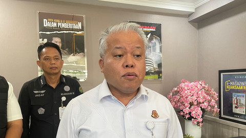 Kapuspenkum Kejaksaan Agung (Kejagung) RI, Harli Siregar, saat diwawancarai wartawan di Gedung Bundar Kejagung, Jakarta, Kamis (30/1/2025). Foto: Fadhil Pramudya/kumparan