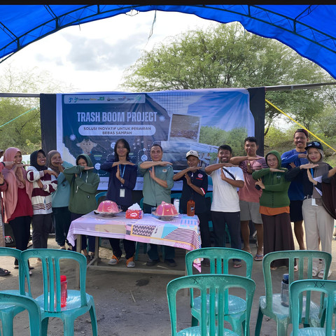 Acara peluncuran program Trash Boom Project. Foto: Trash Ranger Sulawesi Tengah