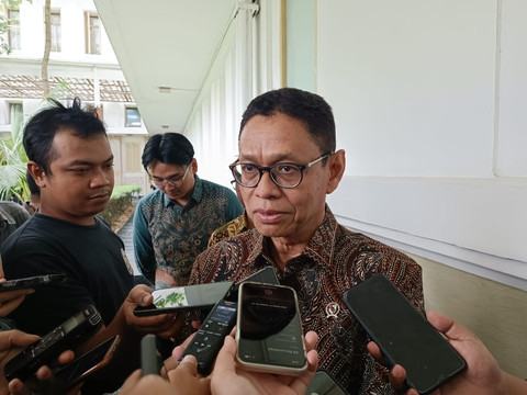 Wakil Menteri ESDM Yuliot Tanjung di kantornya, Jumat (31/1/2025). Foto: Muhammad Fhandra/kumparan