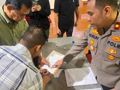 Mediasi kasus sengketa tanah di Polsek Tambora, Jakarta Barat, Sabtu (1/2). Foto: Dok. Istimewa