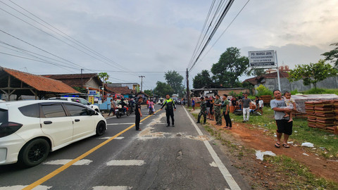 Petugas melakukan olah TKP. Dok Satlantas Polresta Serang Kota