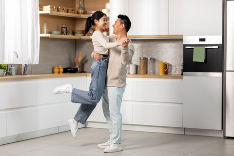  Ilustrasi pasangan bahagia. Foto: Shutterstock