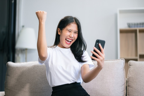 Ilustrasi investasi emas digital. Foto: Shutterstock