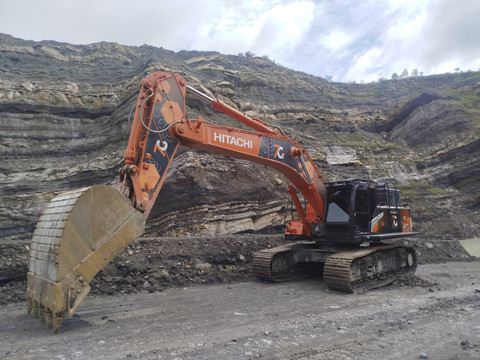 Alat berat milik PT Hexindo Adiperkasa Tbk (HEXA). Foto: Dok. HEXA