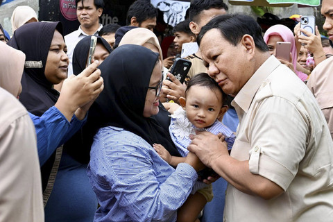 Presiden Prabowo Subianto tinjau program MBG di SDN Kedung Jaya 1 Bogor, Kota Bogor, Provinsi Jawa Barat, Senin (10/2/2025). Foto: Cahyo/Biro Pers Sekretariat Presiden