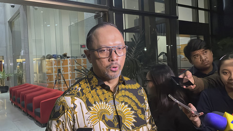 Juru bicara KPK Tessa Mahardhika Sugiarto menjawab pertanyaan wartawan di Gedung Merah Putih KPK, Jakarta, Jumat (14/2/2025). Foto: Fadhil Pramudya/kumparan