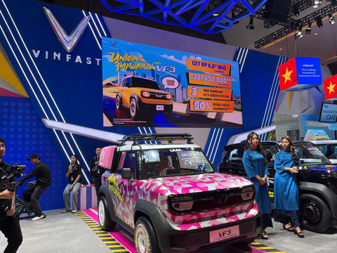 VinFast VF 3 yang sudah dimodifikasi dipamerkan di IIMS 2025. Foto: Fitra Andrianto/kumparan