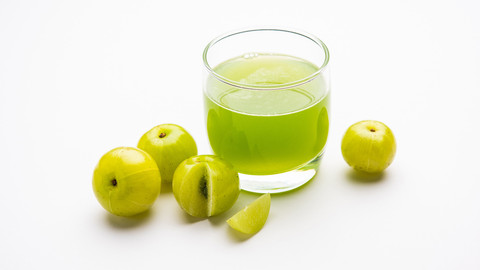 Ilustrasi jus amla. Foto: StockImageFactory.com/Shutterstock
