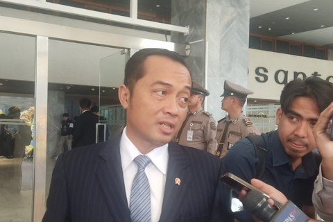 Mensesneg Prasetyo Hadi di Kompleks Parlemen, Jakarta, Selasa (18/2/205). Foto: Haya Syahira/kumparan