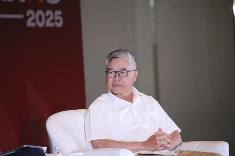 Direktur Eksekutif Segara Research Institute Piter Abdullah Redjalam menjadi pembicara kumparan The Economic Insights 2025 di The Westin, Jakarta, Rabu (19/2/2025). Foto: Aditia Noviansyah/kumparan