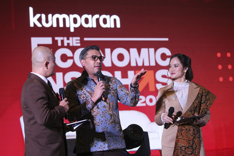 Menteri UMKM Maman Abdurrahman memberikan sambutan pada acara kumparan The Economic Insights 2025 di The Westin, Jakarta, Rabu (19/2/2025). Foto: Aditia Noviansyah/kumparan