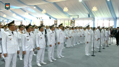 Suasana pelantikan Kepala Daerah di Istana Kepresidenan, Jakarta, Kamis (20/2/2025). Foto: Youtube/Kemendagri RI
