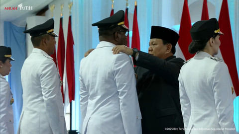 Presiden Prabowo Subianto mimimpin pelantikan Kepala Daerah di Istana Kepresidenan, Jakarta, Kamis (20/2/2025). Foto: Youtube/Sekretariat Presiden