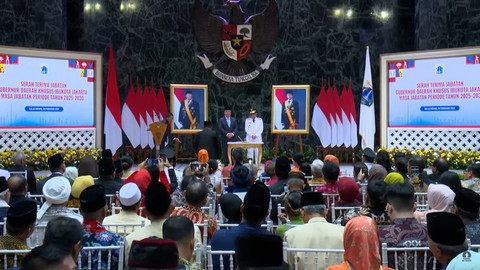 Serah terima jabatan Gubernur dan Wakil Gubernur DKI Jakarta kepada Pramono Anung dan Rano Karno di Balai Kota, Jakarta, Kamis (20/2/2025). Foto: Youtube/Pemprov DKI Jakarta
