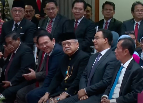 Dari kiri: Ahok, Foke, Anies, Sutiyoso, di acara Sertijab Gubernur-Wakil Gubernur Jakarta, Kamis (20/2/2024). Dok: YouTube Pemprov DKI Jakarta