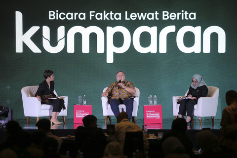 Penasihat Presiden Bidang Ekonomi dan Pembangaunan Nasional Bambang Brodjonegoro dan Anggota Dewan Guru Besar FEB UI Telisa Aulia Falianty menjadi pembicara kumparan The Economic Insights 2025 di The Westin, Jakarta, Rabu (19/2/2025). Foto: Aditia Noviansyah/kumparan