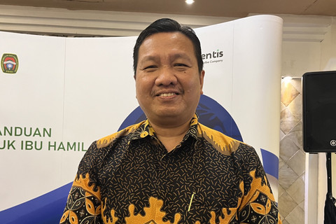 Ketua Bidang Ilmiah Perkumpulan Obstetri dan Ginekologi (PP POGI) Dr. dr. M. Alamsyah Aziz, Sp.OG, Subsp. KFM, KIC, M.Kes saat konferensi pers Pentingnya Vaksinasi Influenza dan Tdap untuk Ibu Hamil bersama Kalbe di Jakarta Selatan, Rabu (19/2/2025). Foto: Eka Nurjanah/kumparan