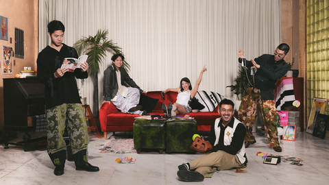 Band alternative-pop Lomba Sihir rilis lagu yang didekasikan untuk sofa. Foto: Dok. Istimewa