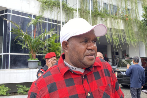 Bupati Manokwari, Bernard Mandacan. Foto: Resti Damayanti/Pandangan Jogja