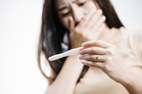  Ilustrasi Wanita Hamil Lewat Program Bayi Tabung. Foto: Shutterstock