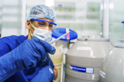 Ilustrasi Bayi Tabung. Foto: Shutterstock