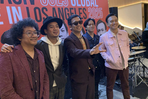 Grup band D'MASIV menggelar konferensi pers di Jakarta Selatan, Jumat (21/2/2025). Foto: Vincentius Mario/kumparan