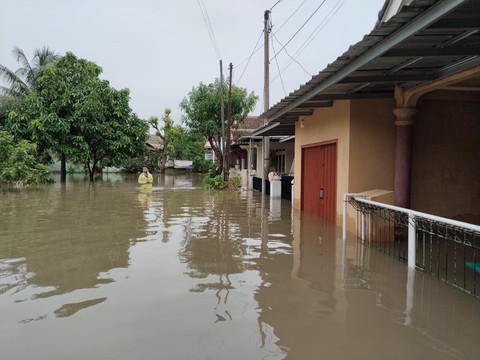 Kondisi Banjir di perumahan tanjung raya permai, Tanjung Senang. | Foto: Eka/Lampung Geh 