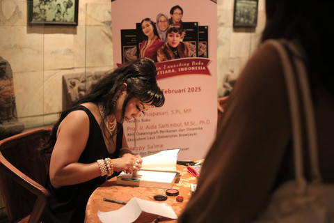 Rinda Puspasari penulis buku Bertemu Mutiara, Indonesia