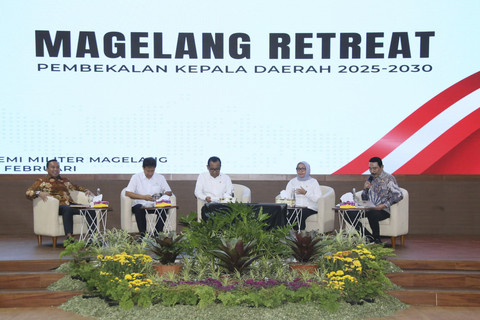 Suasana Retreat Kepala Daerah hari ke-5 di Akademi Militer Magelang, Jawa Tengah, Selasa (25/2/2025). Foto: Dok. Puspen Kemendagri