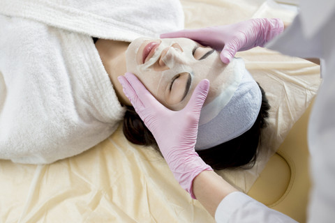 Ilustrasi pertimbangkan opsi medis. Foto: Shutterstock