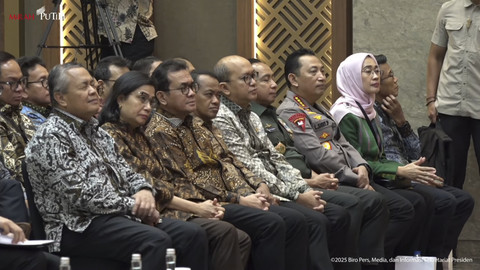 Jajaran tamu undangan pada peresmikan Layanan Bank Emas Pegadaian dan BSI di Jakarta, Rabu (26/2/2025). Foto: YouTube/ Sekretariat Presiden