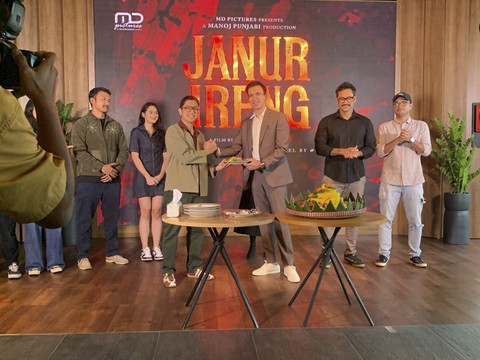 Konferensi pers pengumuman cast film Janur Ireng di MD Place, Kuningan, Jakarta Selatan, Rabu (26/2/2025). Foto: Vincentius Mario/kumparan