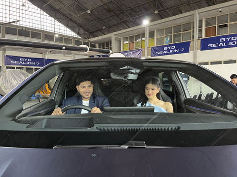 Tes drive BYD Sealion 7 di Lanud Husein Sastranegara, Bandung. Foto: Fitra Andrianto/kumparan