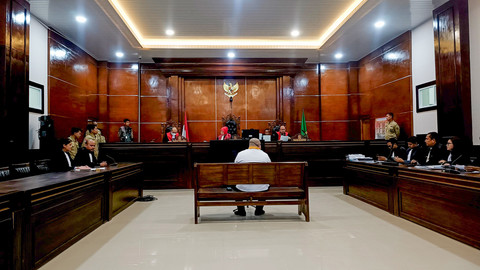 Razman Arif Nasution dalam sidang kasus dugaan pencemaran nama baik terhadap Hotman Paris Nasution, PN Jakarta Utara, Kamis (27/2). Foto: Giovanni/kumparan