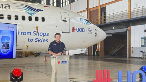 Direktur Utama UOB Indonesia, Hendra Gunawan dalam acara Garuda Indonesia UOB Card Livery Launch di Hanggar IV GMF Aeroasia, Kamis (27/2/2025). Foto: Ave Airiza Gunanto/kumparan