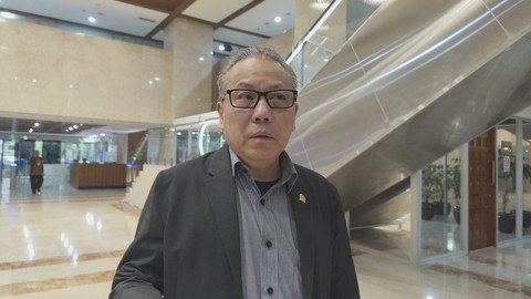Wakil Ketua Komisi XI DPR RI Dolfie Othniel Frederic Palit di Kompleks Parlemen Senayan, Jakarta (27/2/2025). Foto: Widya Islamiati/kumparan