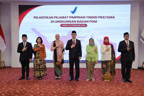 Kepala BPOM RI Taruna Ikrar secara resmi lantik pejabat eselon II lingkup Badan Pengawasan Obat dan Makanan di Jalan Percetakan Negara Jakarta , 28 Februari 2025. Foto: Dok. Istimewa