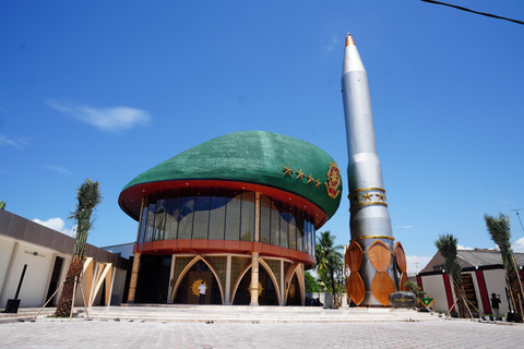 Panglima TNI Resmikan Masjid Jami Ar-Rohman, masjid yang berbentuk baret di Cijulang, Pangandaran pada Sabtu (1/3)   Foto: Dok. Istimewa