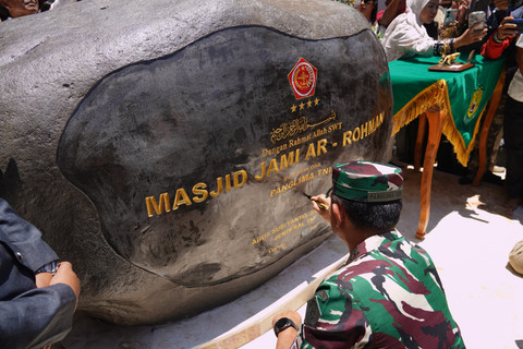 Panglima TNI Resmikan Masjid Jami Ar-Rohman, masjid yang berbentuk baret di Cijulang, Pangandaran pada Sabtu (1/3)     Foto: Dok. Istimewa
