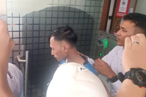 Abi Aulia, Salah satu tersangka dalam kasus pembunuhan berencana terhadap Ibu-Anak bernama Tuti dan Amelia di Jalan Cagak, Kabupaten Subang. Foto: Robby Bouceu/kumparan