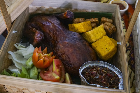 Menu paket ini mulai dari Rp 85 riibu. Foto Darryl Ramadhan/kumparan